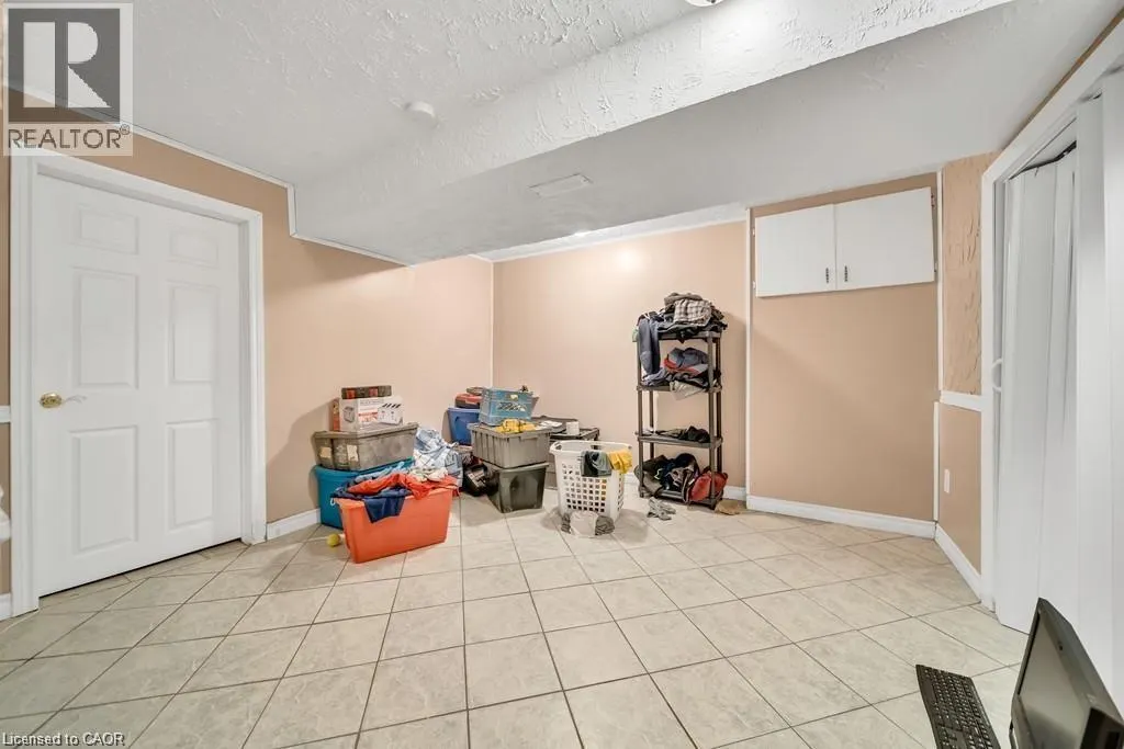 15 ANDERSON Drive
