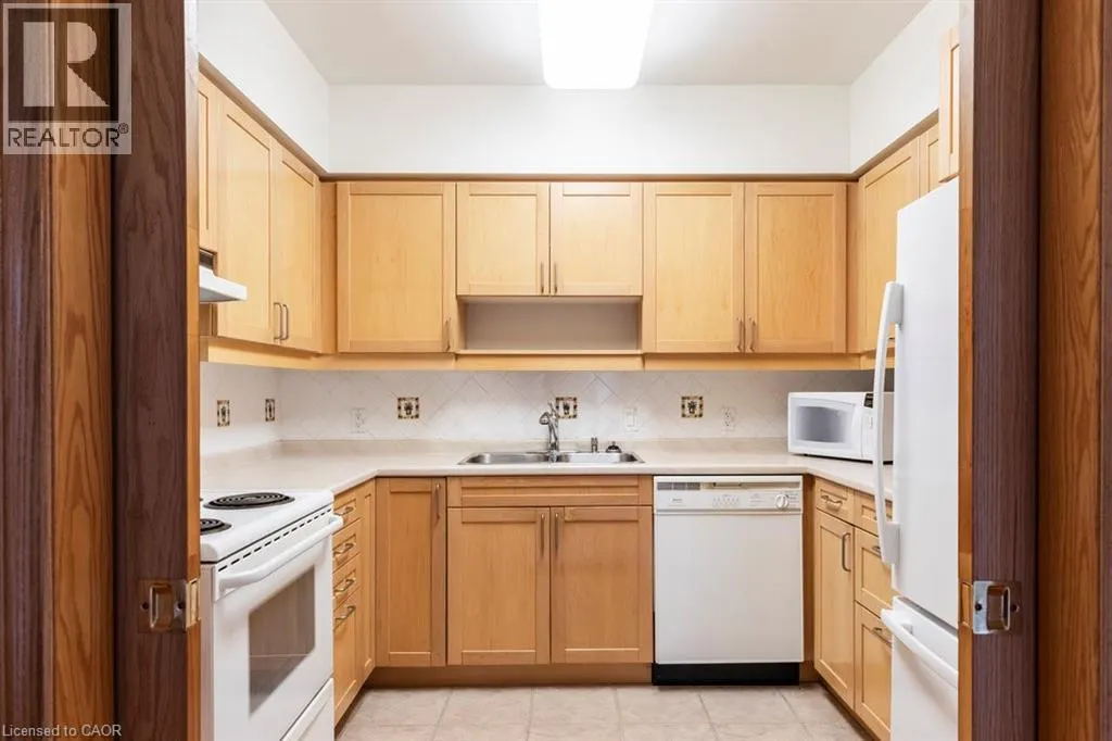 77 GOVERNORS Road Unit# 604, #604