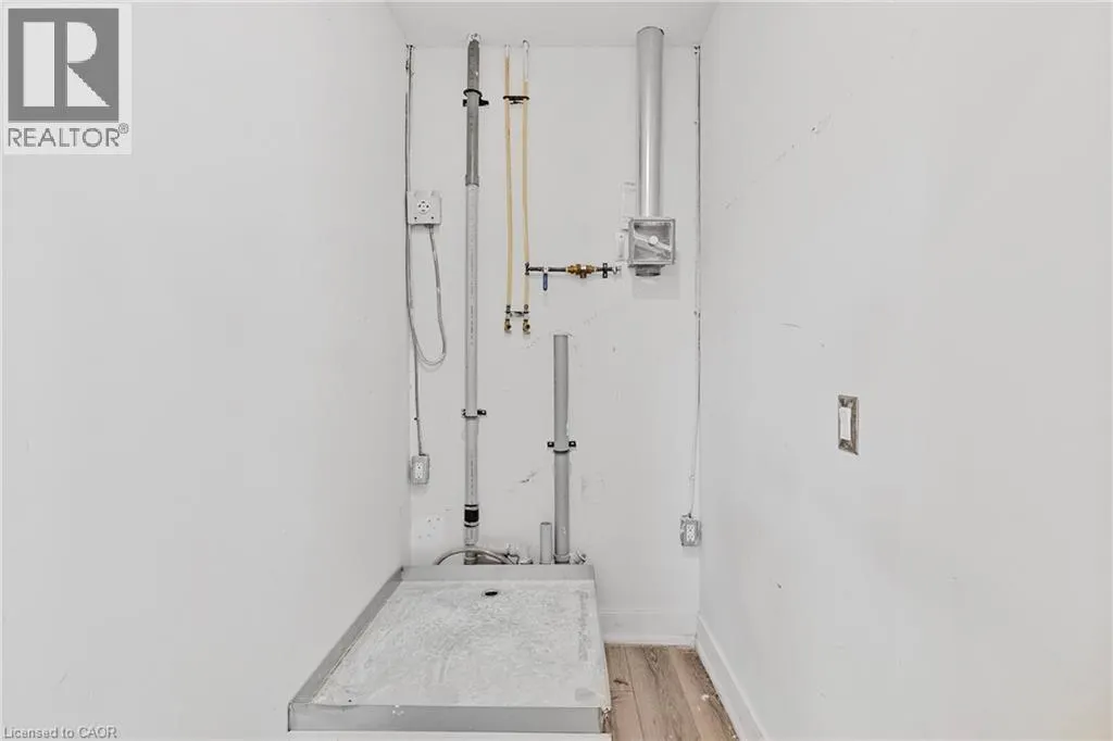 112 KING Street W Unit# Level 2 & 3