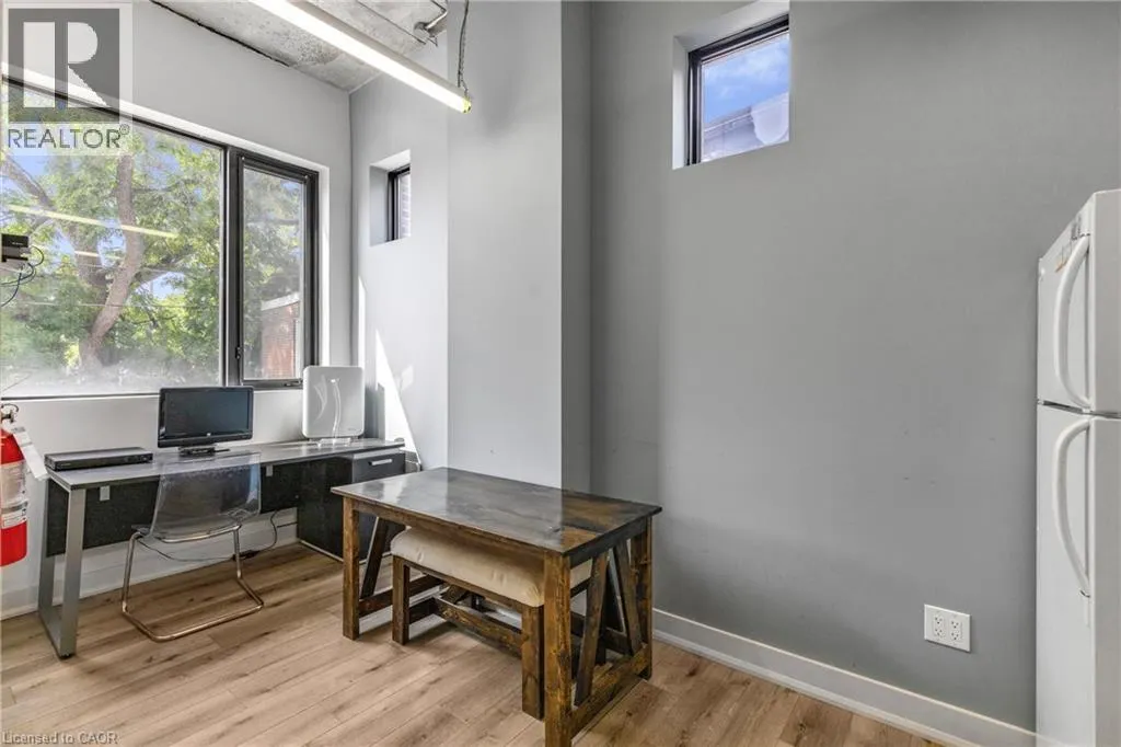 112 KING Street W Unit# Level 2 & 3