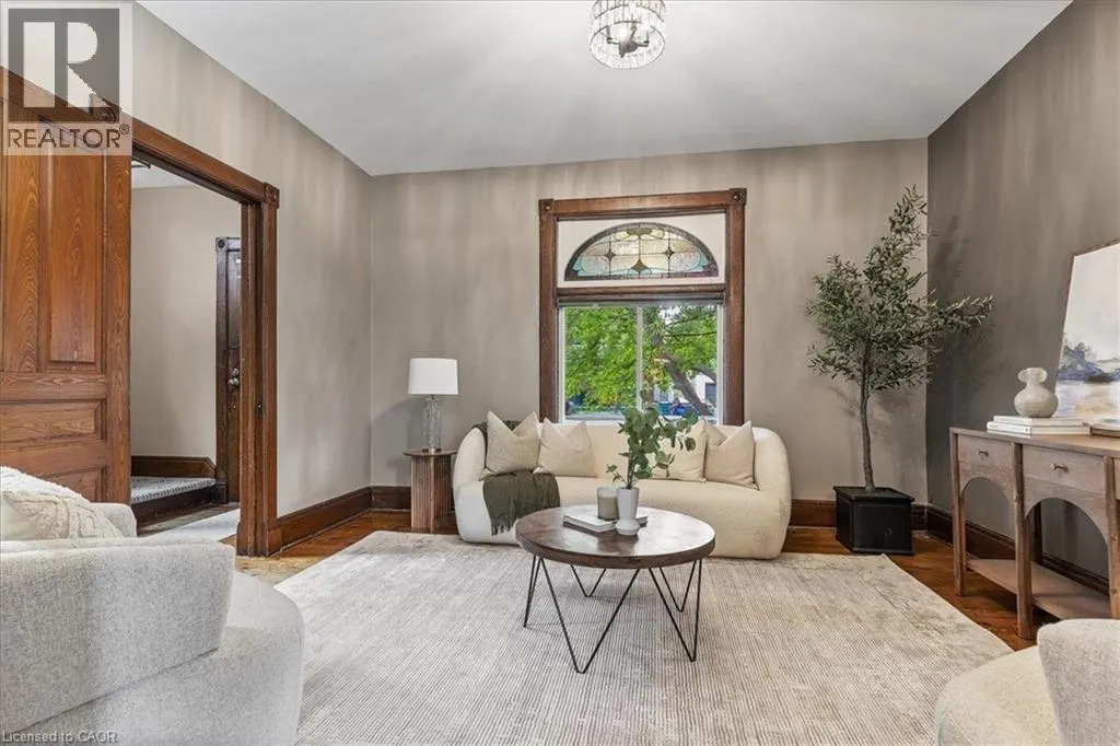 19 RICHMOND Avenue