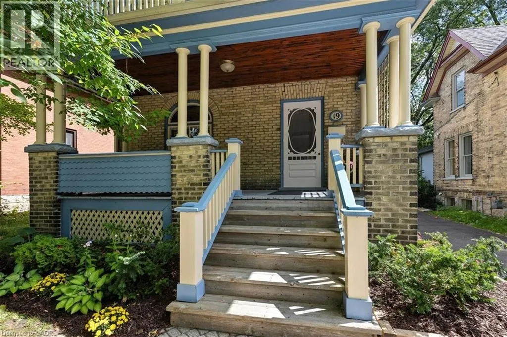 19 RICHMOND Avenue