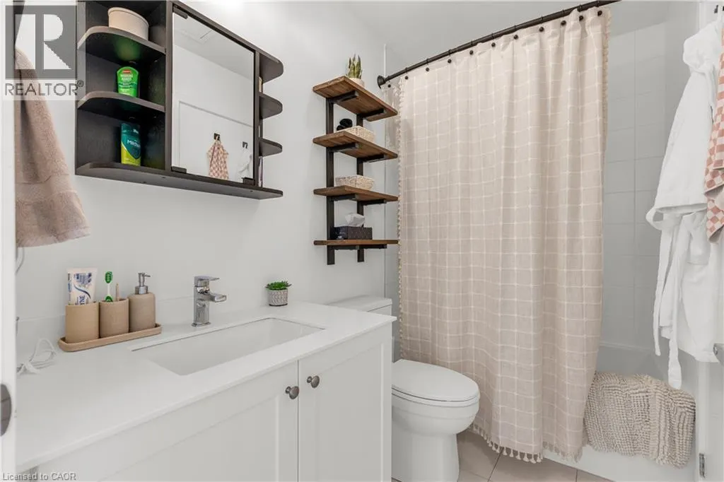 150 SABINA DRIVE Drive Unit# 301, #301