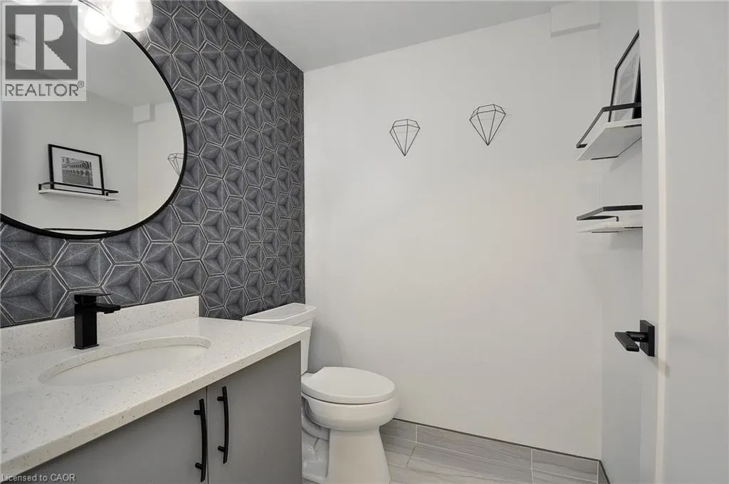19 GUELPH Avenue Unit# 105, #105