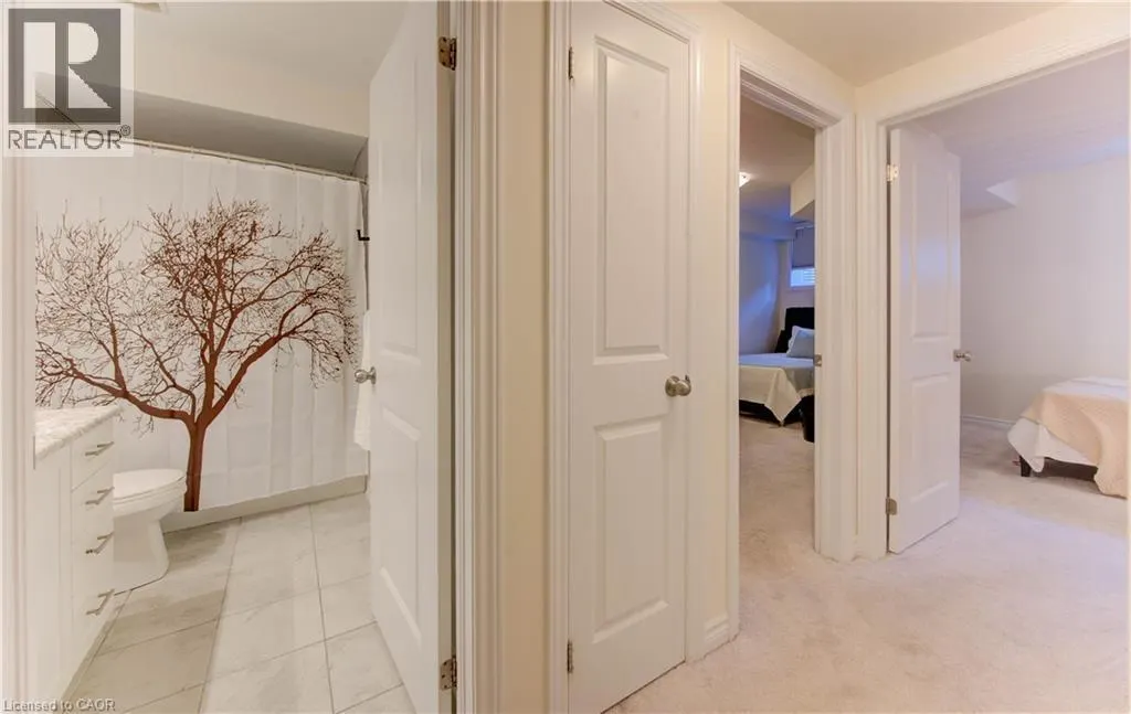 385 WESTWOOD Drive Unit# B, #B