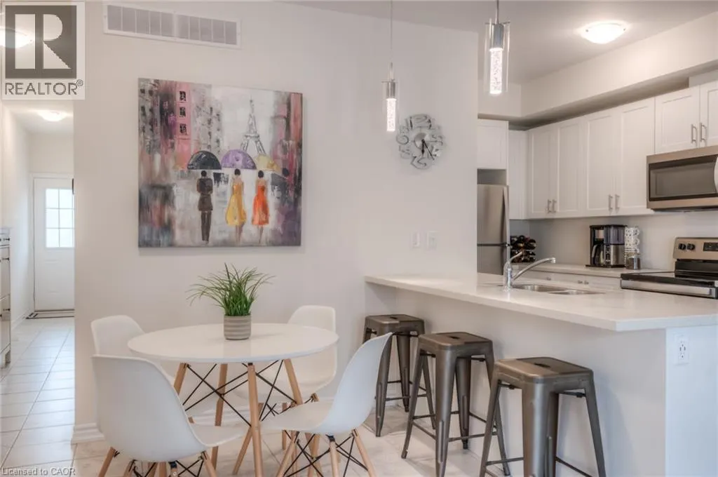 385 WESTWOOD Drive Unit# B, #B
