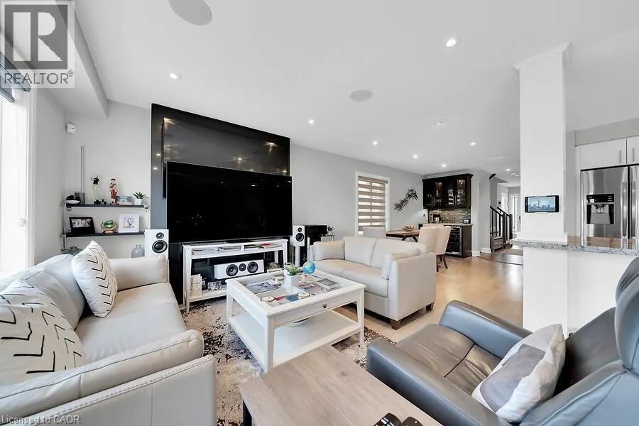 123 WESTBANK Trail