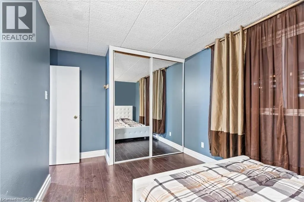 6 WALTON Avenue Unit# 310, #310