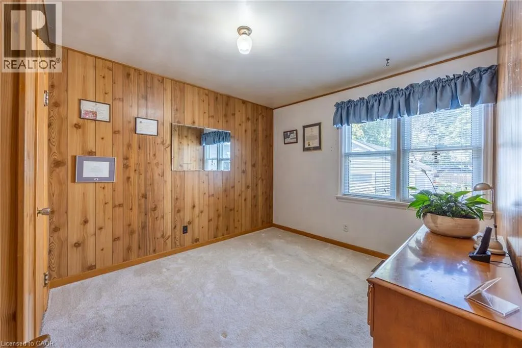 26 LEE Avenue