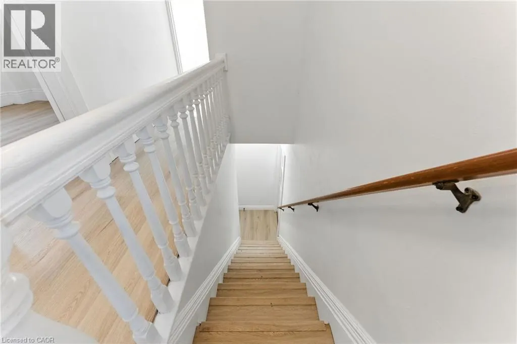 176 BALSAM Avenue S Unit# 2, #2