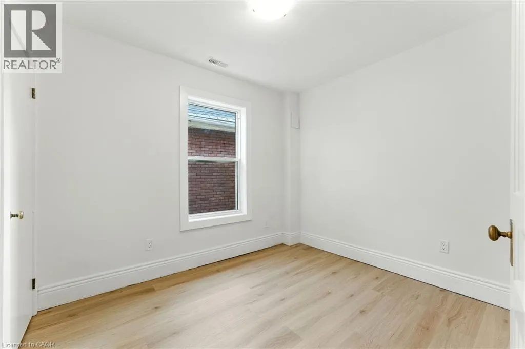 176 BALSAM Avenue S Unit# 2, #2