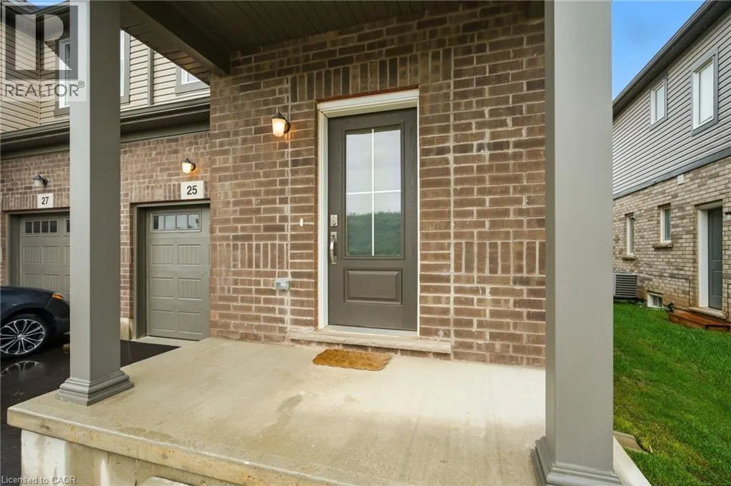 25 SAFFRON WAY Way