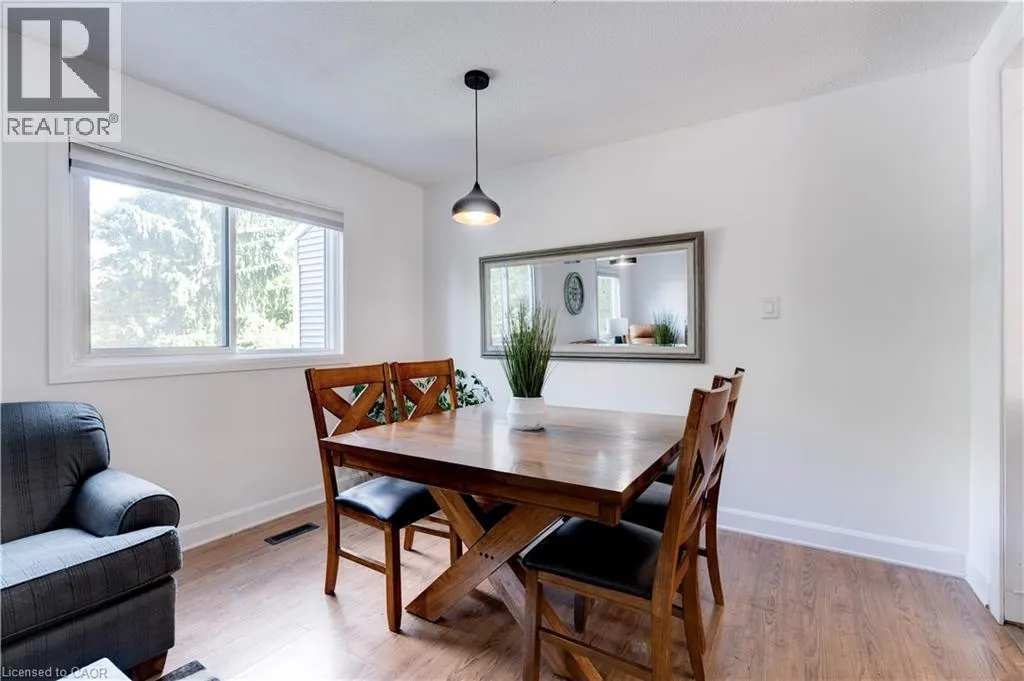 2261 LEOMINSTER Drive