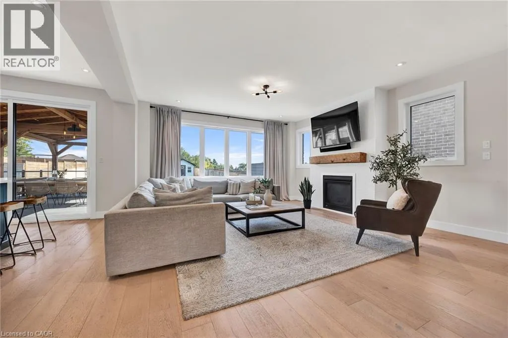 78 RIDGEMOUNT Street