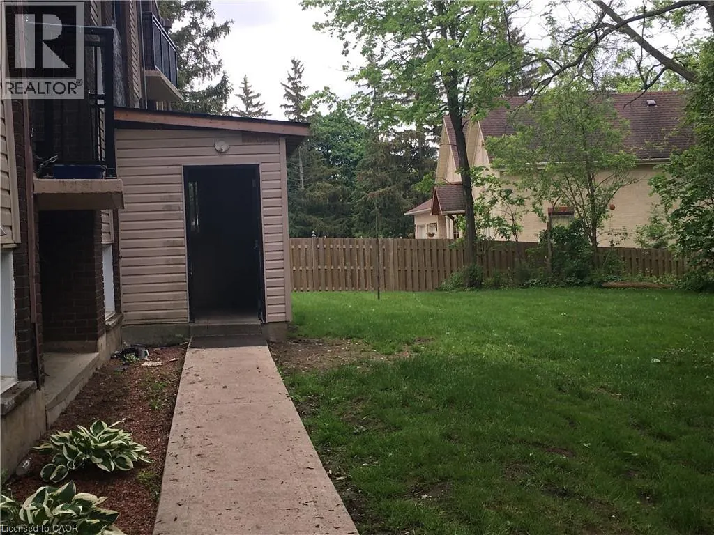 154 ELGIN Street N Unit# 3, #3