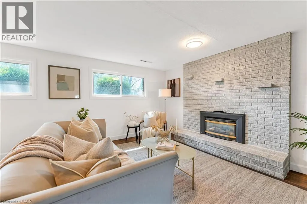 7119 BRIAN Crescent