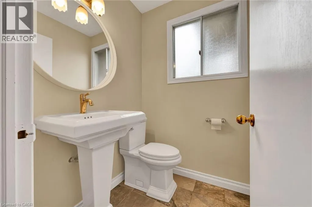 148 CANDLEWOOD Crescent