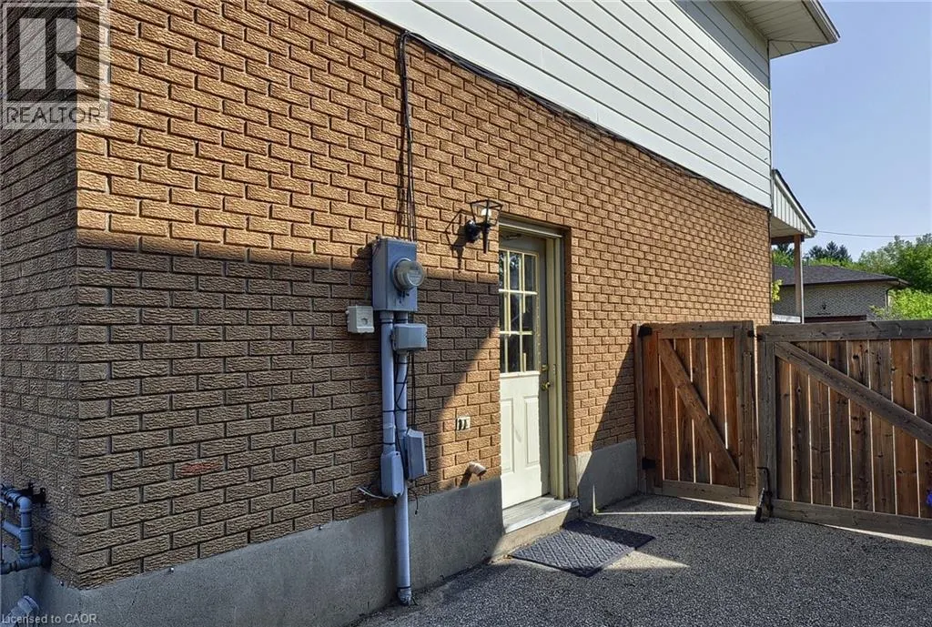 16 BLAIN Avenue