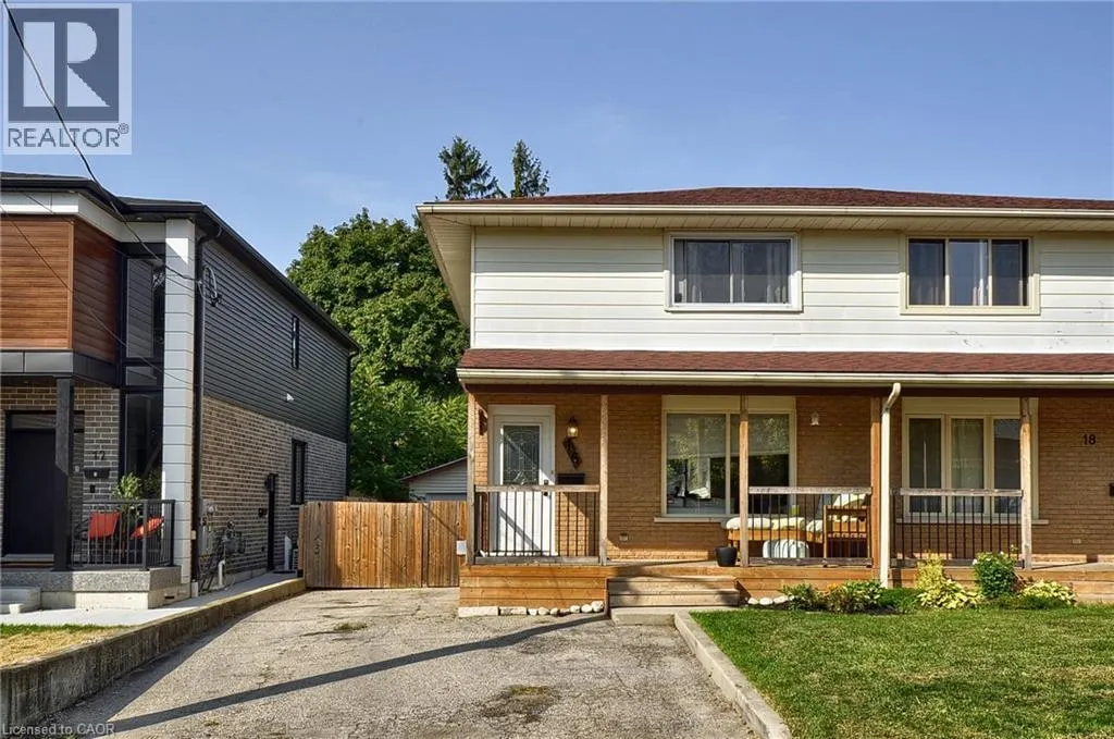 16 BLAIN Avenue