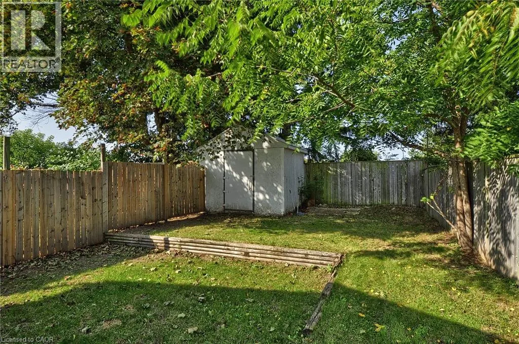 16 BLAIN Avenue