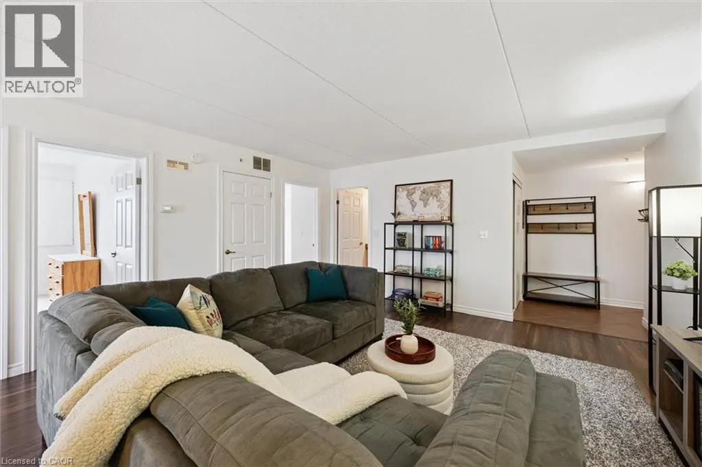 415 GRANGE Road Unit# 212, #212