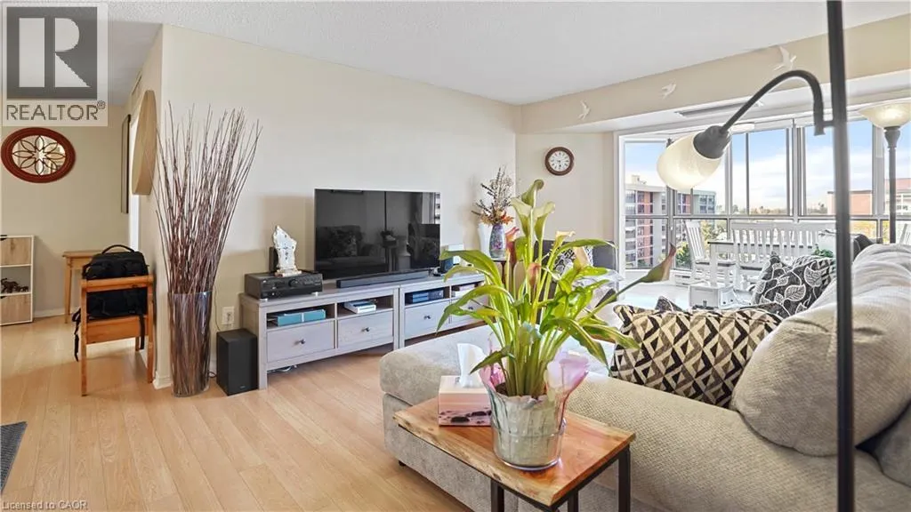 265 WESTCOURT Place Unit# 705, #705