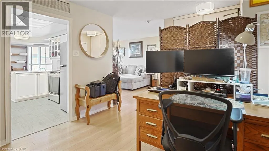 265 WESTCOURT Place Unit# 705, #705