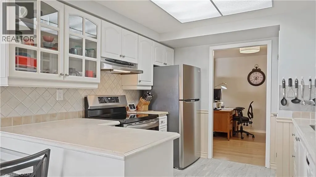265 WESTCOURT Place Unit# 705, #705