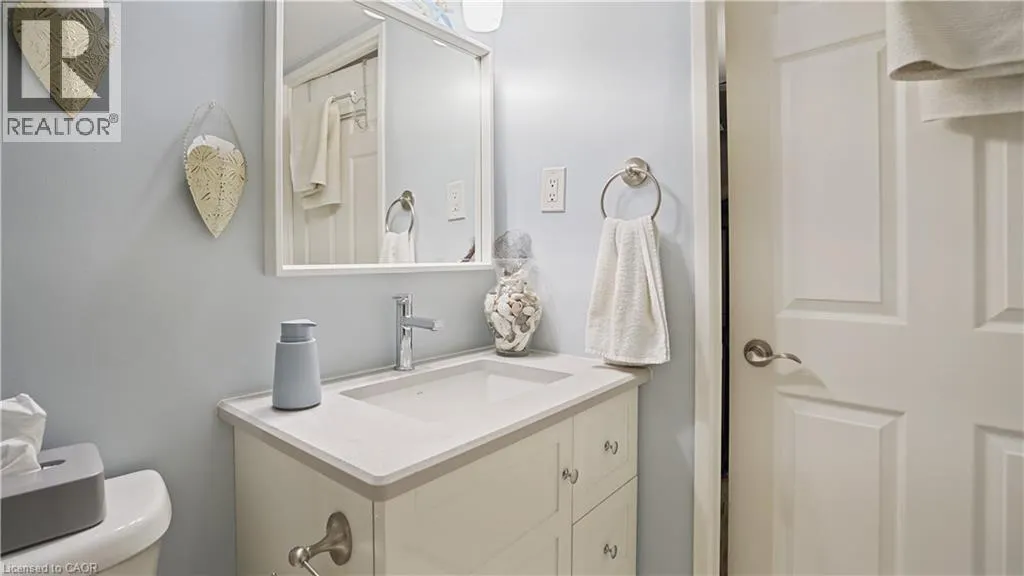 265 WESTCOURT Place Unit# 705, #705