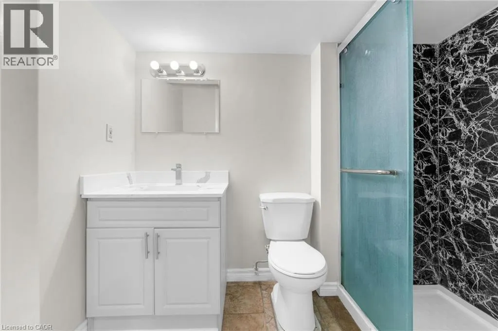 119 NICKOLAS Crescent