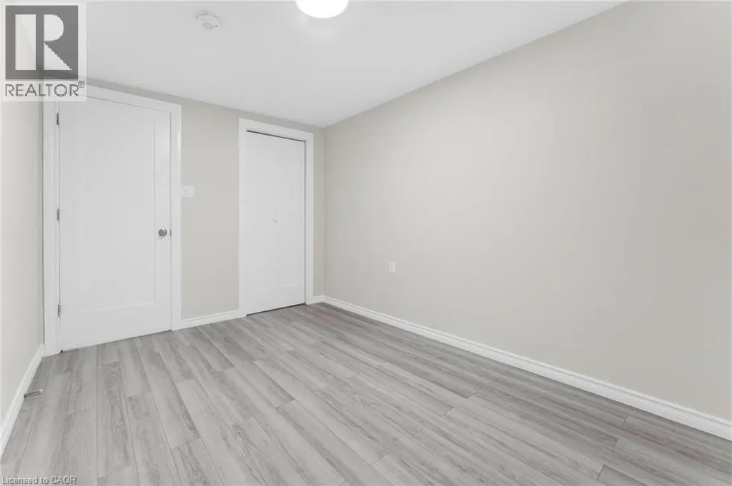 119 NICKOLAS Crescent