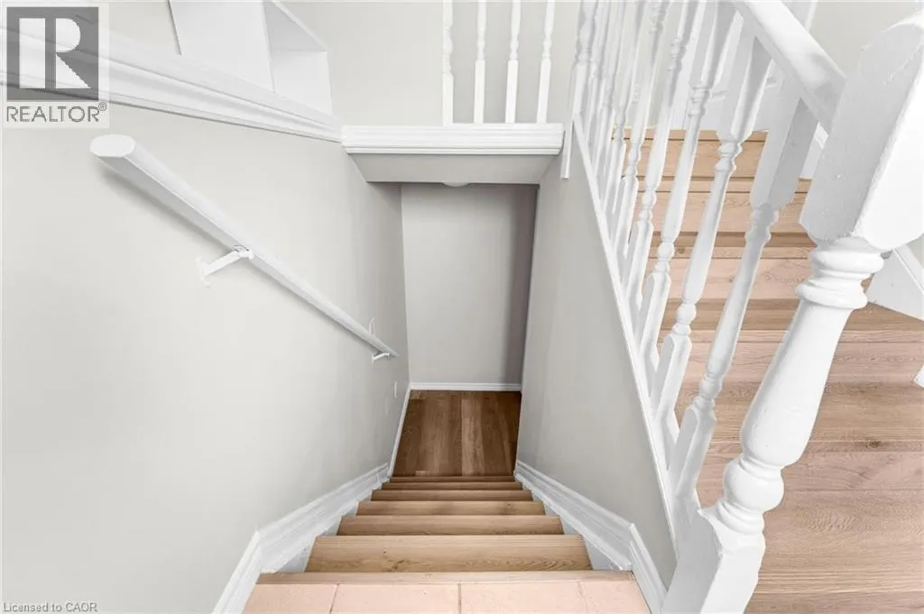 119 NICKOLAS Crescent