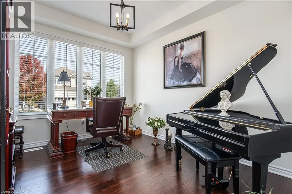 232 SHADY GLEN Crescent