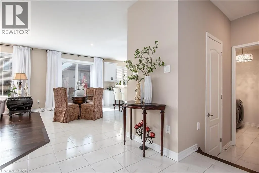 232 SHADY GLEN Crescent