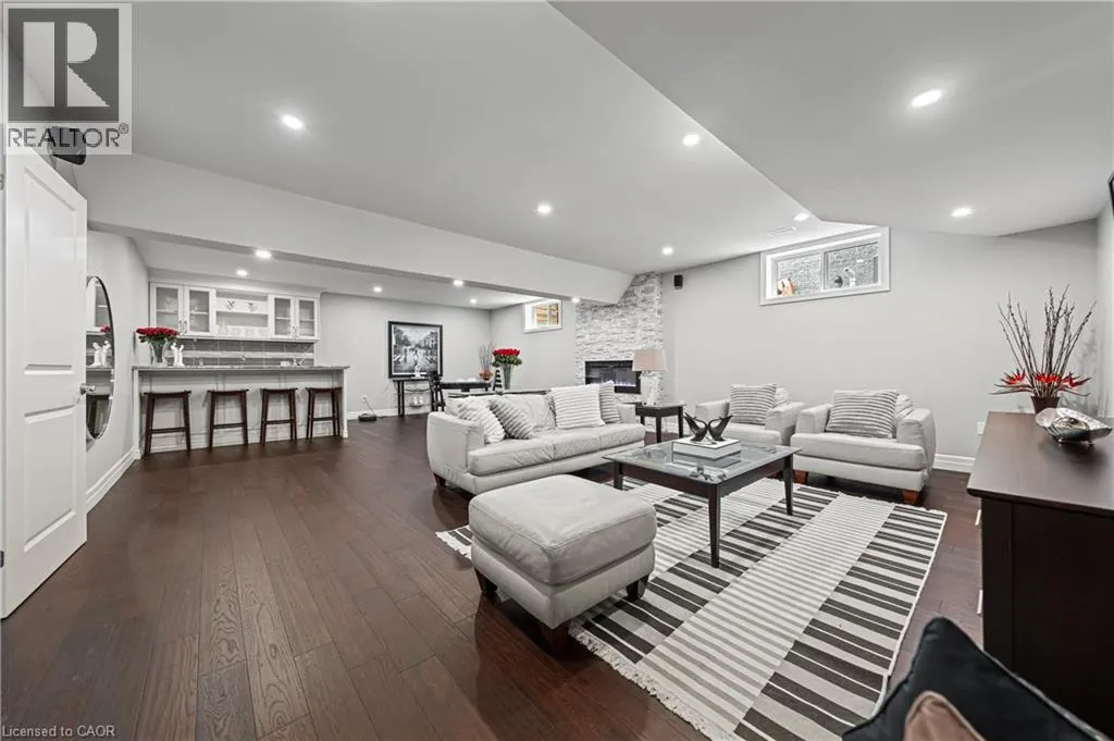 308 DEERFOOT Trail