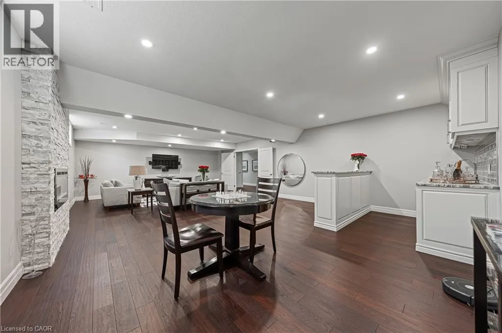 308 DEERFOOT Trail