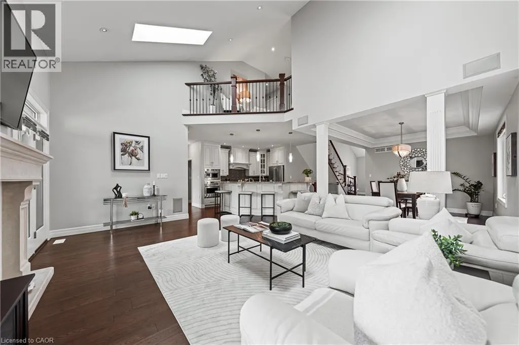 308 DEERFOOT Trail