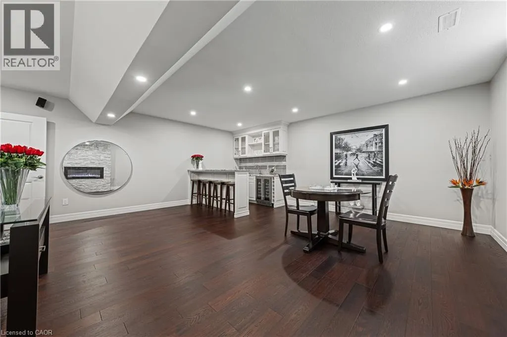 308 DEERFOOT Trail