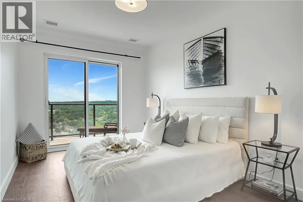 50 GRAND Avenue S Unit# 1712, #1712