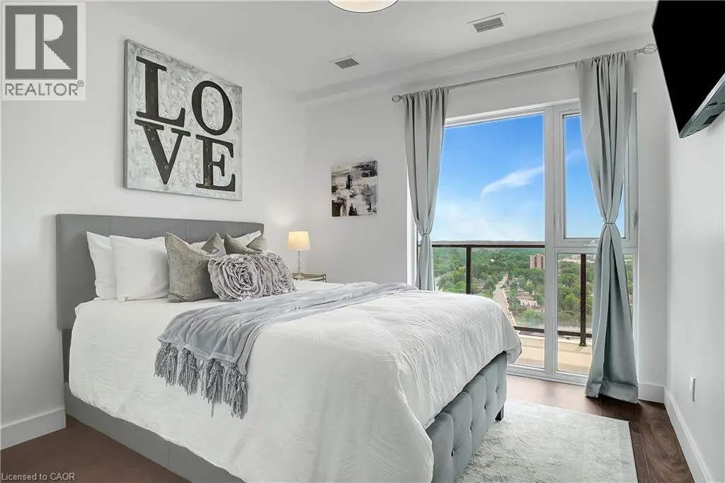 50 GRAND Avenue S Unit# 1712, #1712