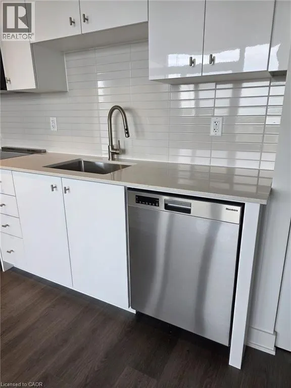 25 WELLINGTON Street Unit# 1212, #1212