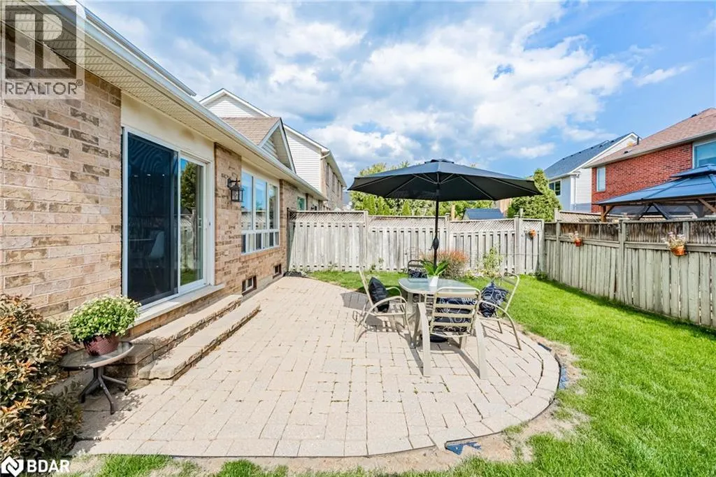 402 BAVERSTOCK Crescent