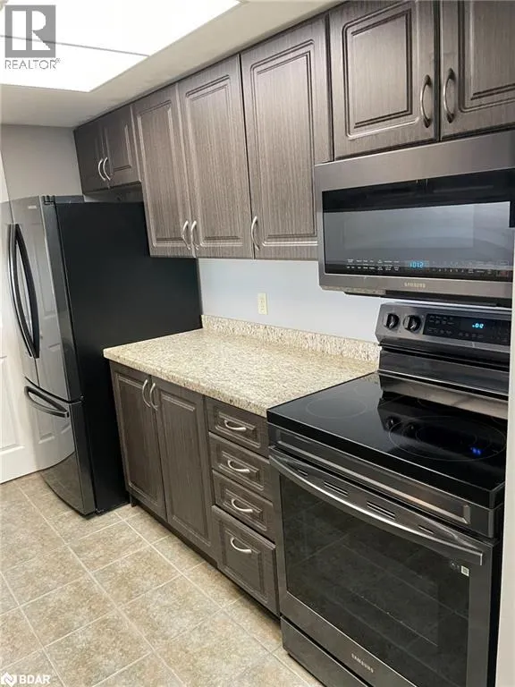 75 ELLEN Street Unit# 508, #508