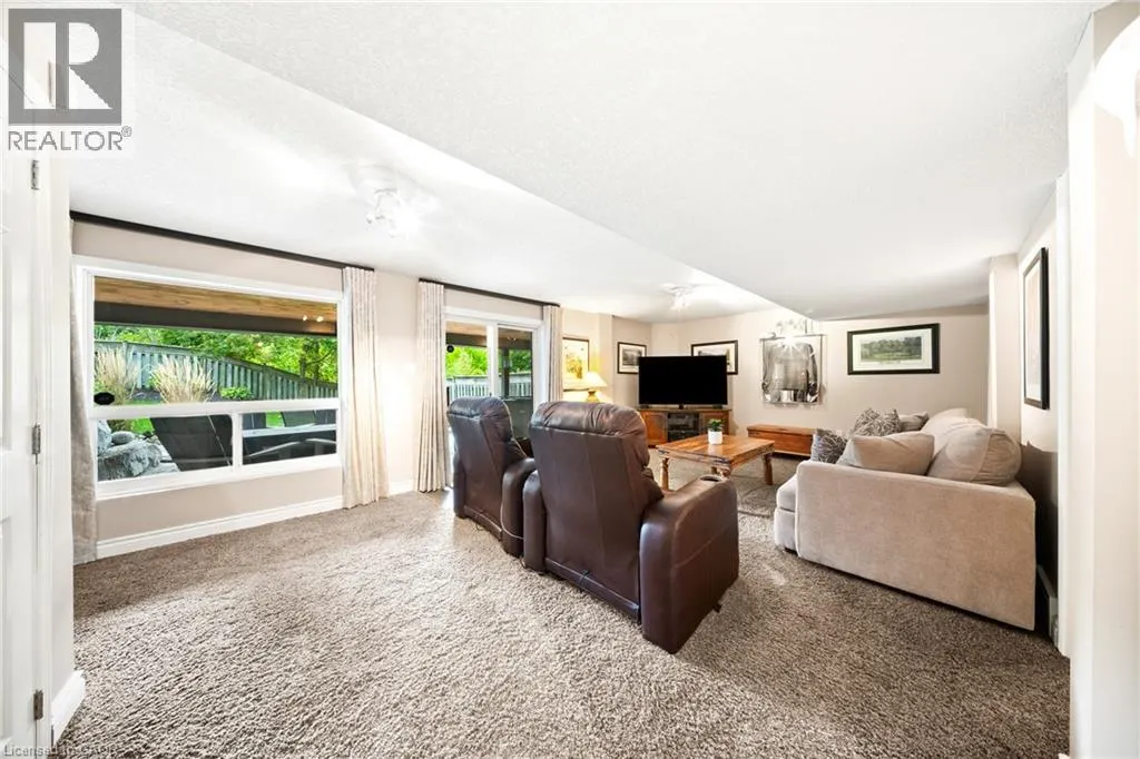 144 ENDEAVOUR Drive