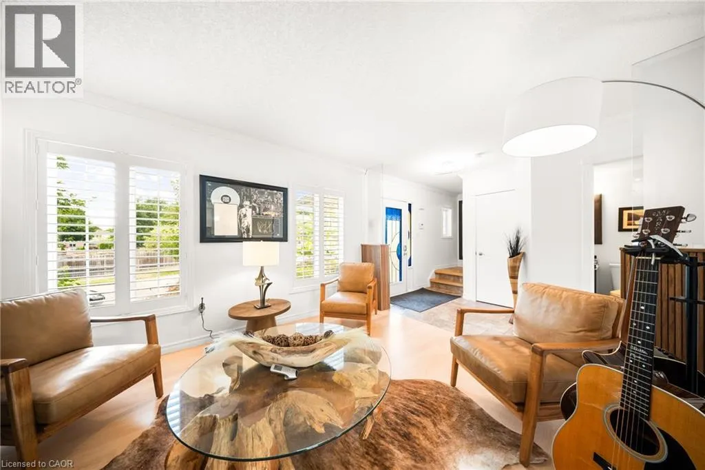 144 ENDEAVOUR Drive