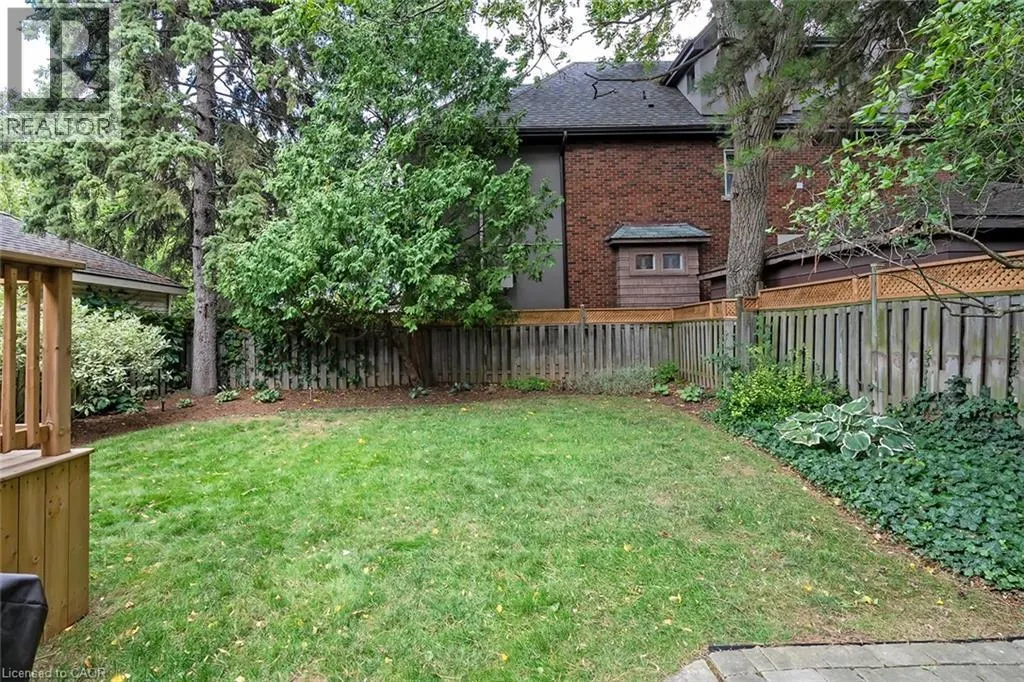 88 PAISLEY Avenue N