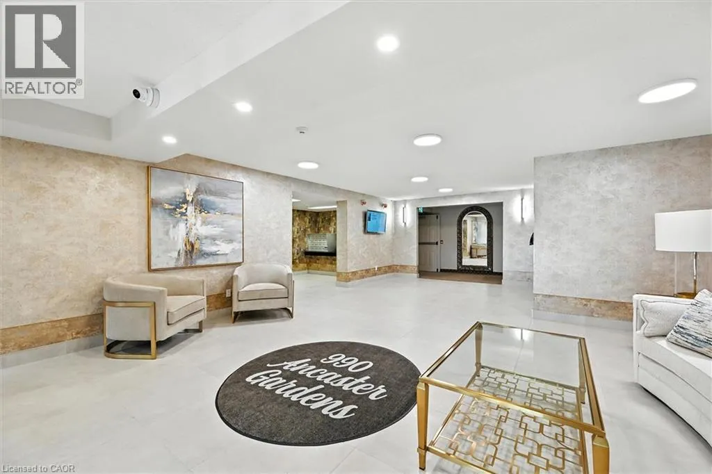 990 GOLF LINKS Road Unit# 204, #204
