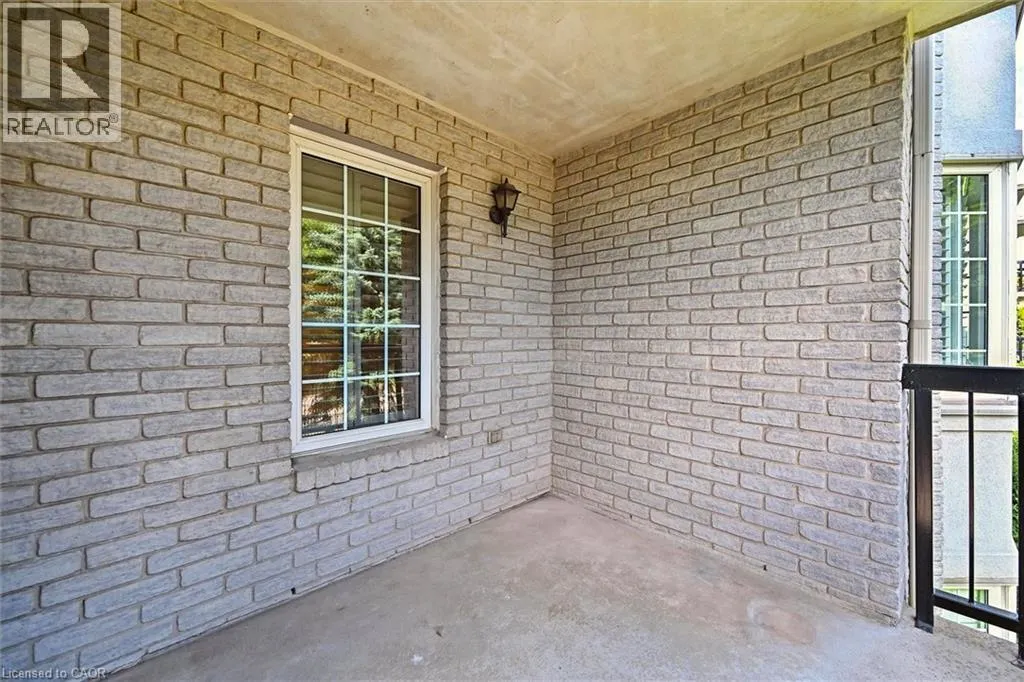 990 GOLF LINKS Road Unit# 204, #204
