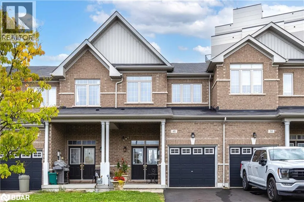 48 SNELGROVE Crescent