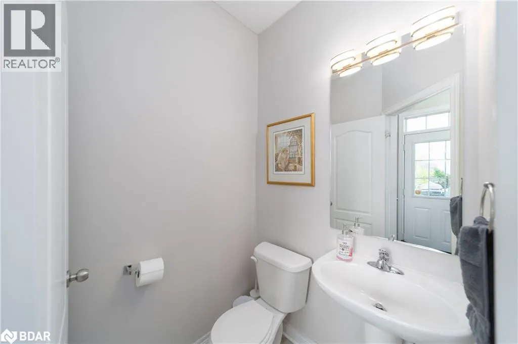 48 SNELGROVE Crescent